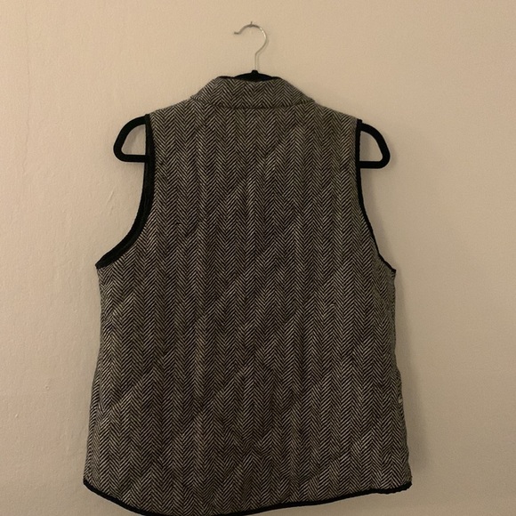 Meroketty Herringbone Puffer Vest - Picture 3 of 3